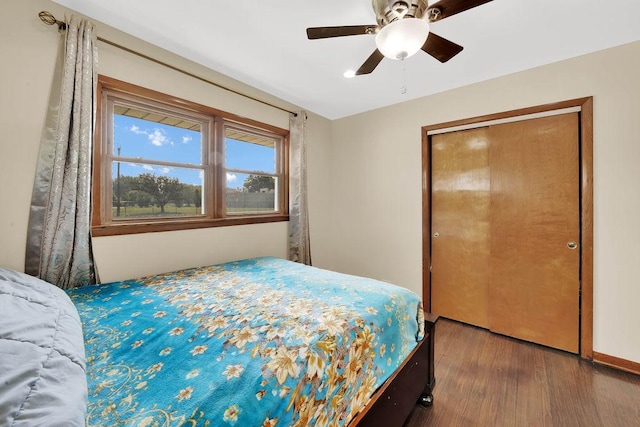 11400 S Ridgeland Ave, Worth, IL 60482 - bedroom featuring wood finished floors, a closet, and ceiling fan