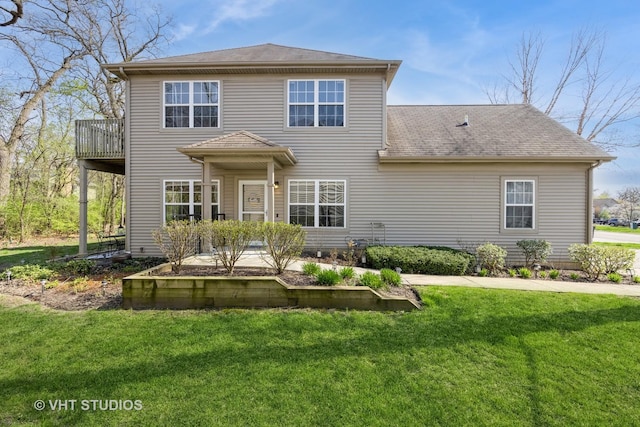 2831 Granite Ct, Crystal Lake, IL 60012 - view of front of house with a front lawn and a shingled roof