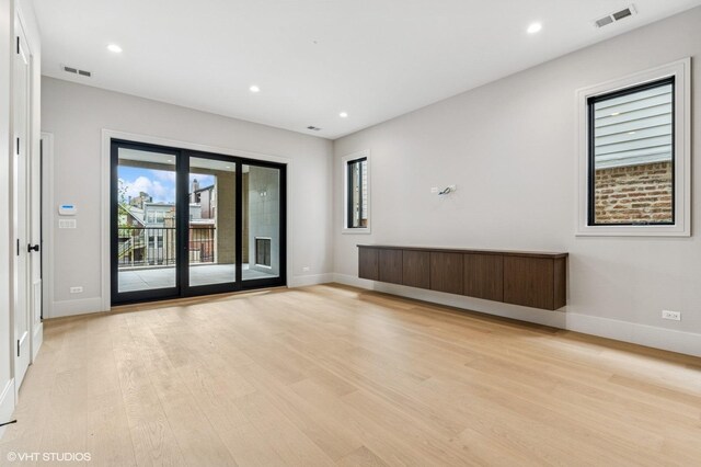 851 W Wolfram St Unit Ph, Chicago, IL 60657
