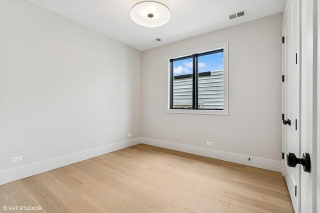 851 W Wolfram St Unit Ph, Chicago, IL 60657