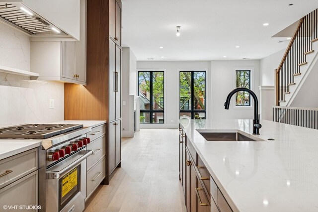 851 W Wolfram St Unit Ph, Chicago, IL 60657
