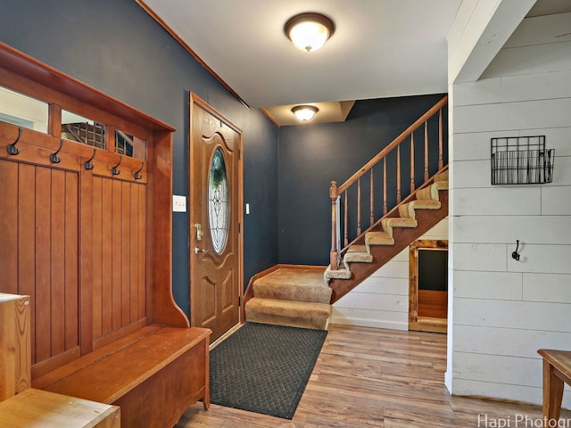 5501 Abbey Dr, Mchenry, IL 60050 - mudroom with wood finished floors and baseboards