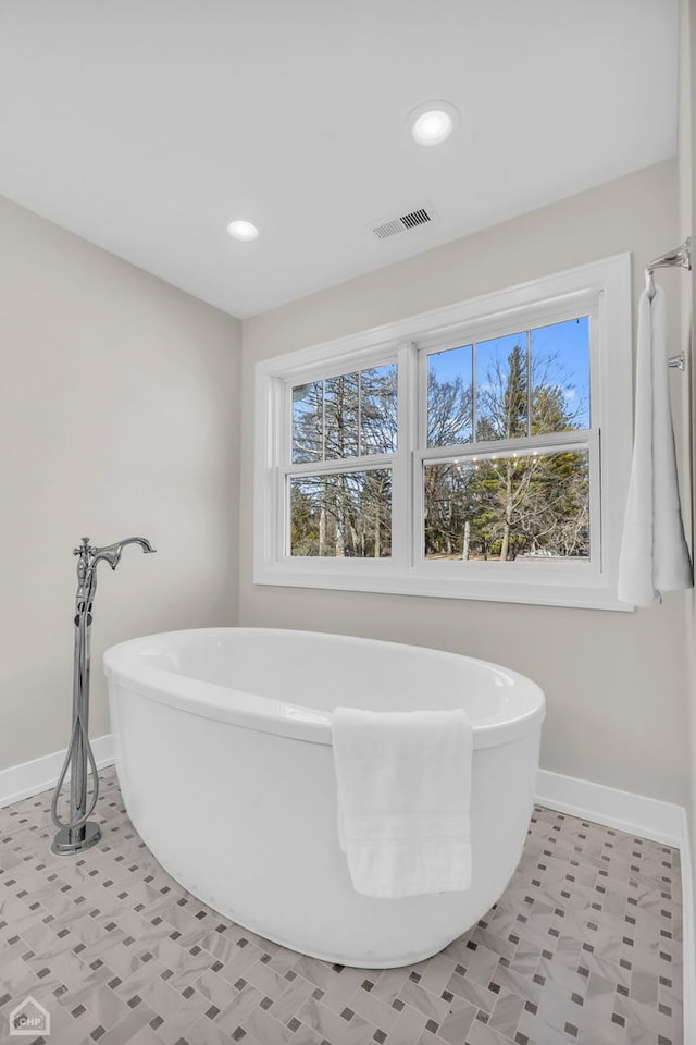 4920 Stonewall Ave, Downers Grove, IL 60515 - full bath featuring baseboards, a freestanding tub, and recessed lighting