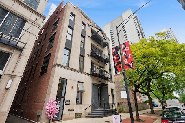 24 W Erie St Unit 3, Chicago, IL 60654 - photo 1