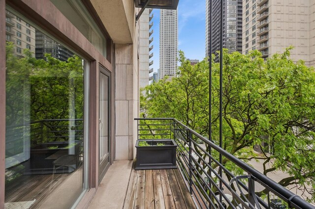 24 W Erie St Unit 3, Chicago, IL 60654 - photo 30