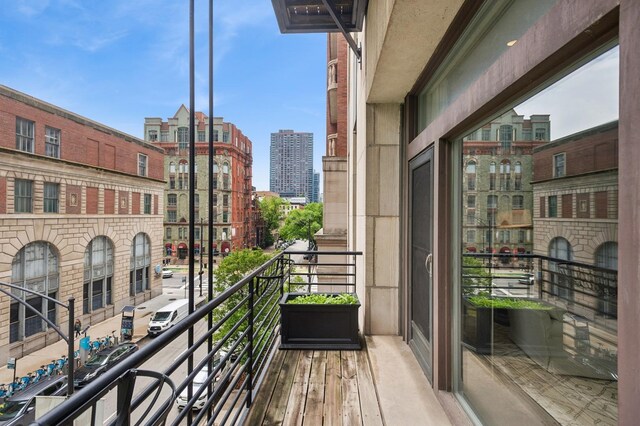 24 W Erie St Unit 3, Chicago, IL 60654 - photo 31