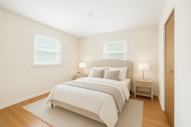 6N002 Laurel Dr, Medinah, IL 60157 - bedroom featuring light wood finished floors and baseboards