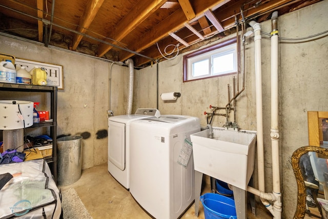 5317 Benton Ave, Downers Grove, IL 60515 - laundry room featuring separate washer and dryer