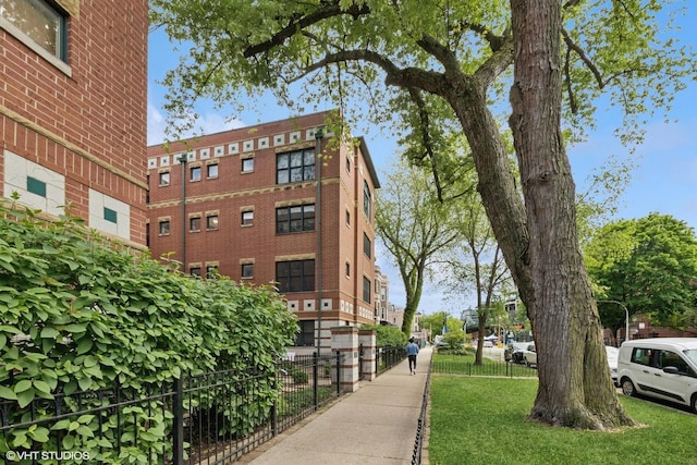 3721 N Sheffield Ave Unit B2, Chicago, IL 60613 - view of property