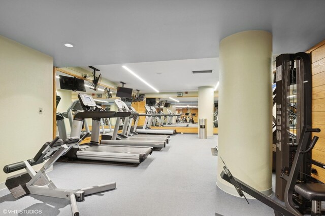 155 N Harbor Dr Unit 1103, Chicago, IL 60601 - exercise room featuring recessed lighting