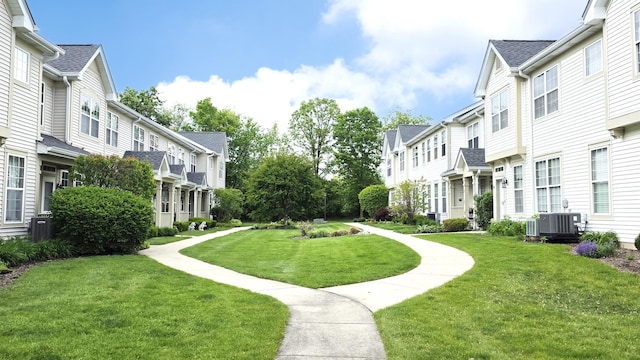 707 Morris Ct, Lakemoor, IL 60051 - view of community with a residential view and a yard