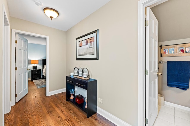 41W877 Hunters Rdg, Saint Charles, IL 60175 - corridor featuring baseboards and wood finished floors
