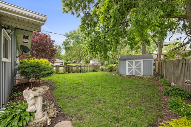 22W300 Arbor Ln, Glen Ellyn, IL 60137 - view of yard