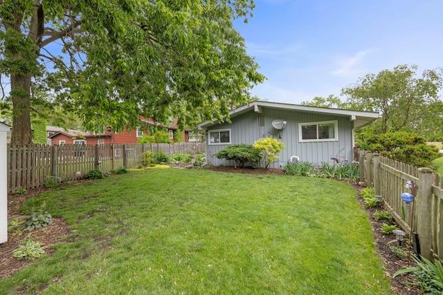 22W300 Arbor Ln, Glen Ellyn, IL 60137 - view of yard