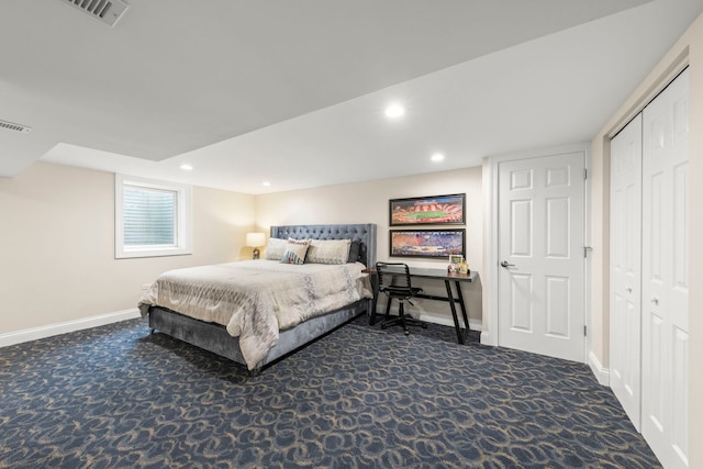 581 Summerdale Ave, Glen Ellyn, IL 60137 - bedroom with dark carpet, baseboards, recessed lighting, and a closet