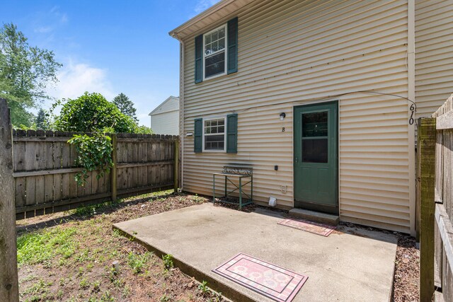 610 English Creek Ct Unit B, Champaign, IL 61821 - rear view of property with a patio area