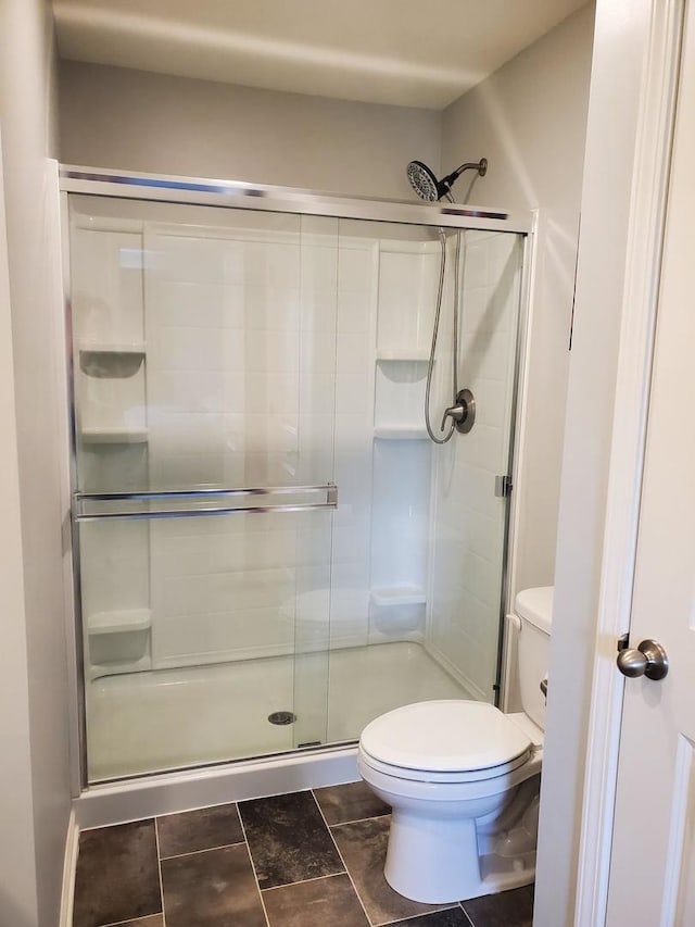 754 Westbury Dr, Cary, IL 60013 - full bath featuring toilet and a shower stall