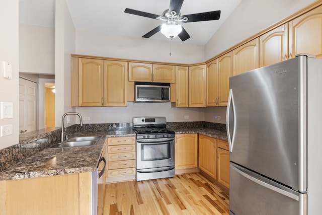 400 Bayview Ave, Naperville, IL 60565 - kitchen featuring appliances with stainless steel finishes, a sink, light brown cabinets, light wood-style floors, and a ceiling fan