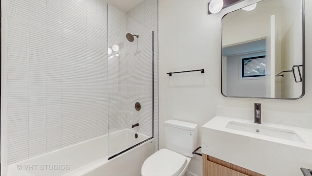 642 W Webster Ave Unit 1, Chicago, IL 60614 - full bathroom featuring vanity and bathtub / shower combination