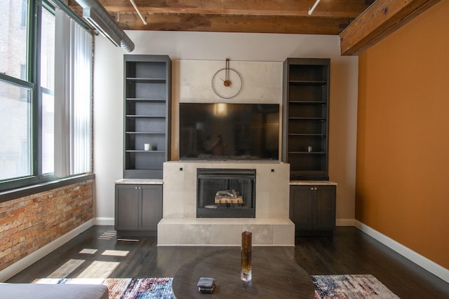 1727 S Indiana Ave Unit 214, Chicago, IL 60616 - living room featuring dark wood finished floors and a fireplace