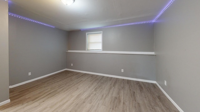 120 Harvest Glenn Dr, Davis Junction, IL 61020 - empty room with wood finished floors and baseboards