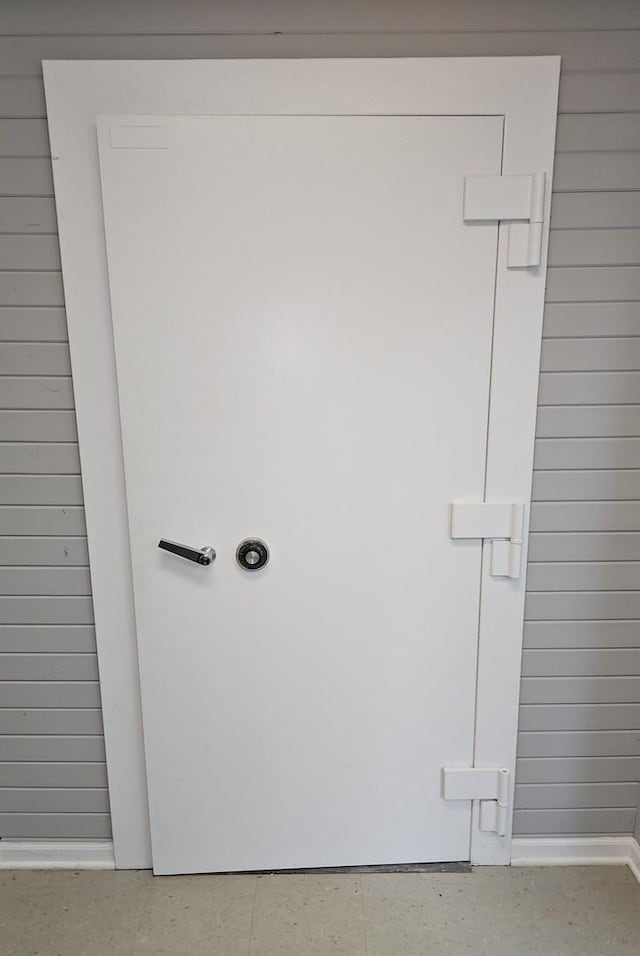 1602 Nightengale Cir, Lindenhurst, IL 60046 - view of closet