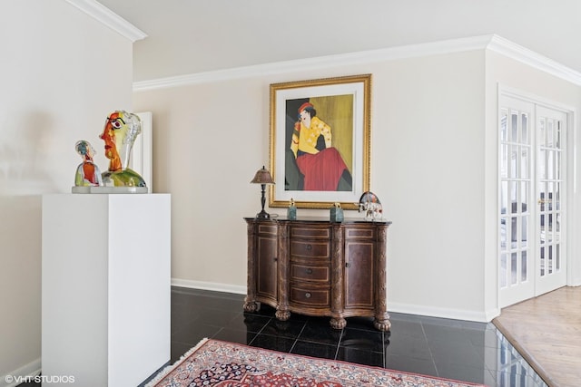 111 E Chestnut St Unit 39C, Chicago, IL 60611 - detailed view of crown molding and baseboards