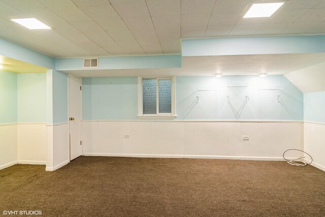 1921 E Peachtree Ln, Arlington Heights, IL 60004 - spare room featuring carpet floors and a wainscoted wall