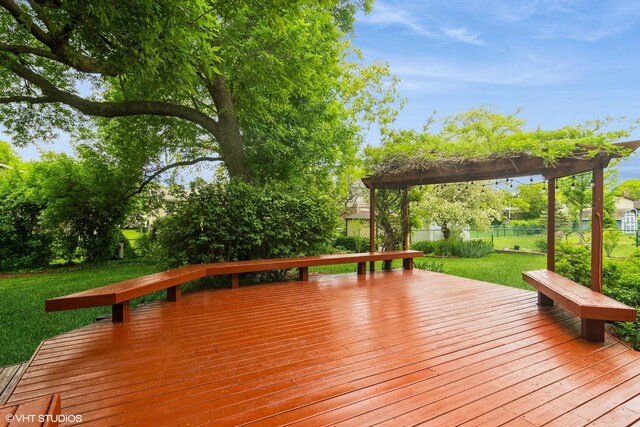 1921 E Peachtree Ln, Arlington Heights, IL 60004 - view of wooden terrace