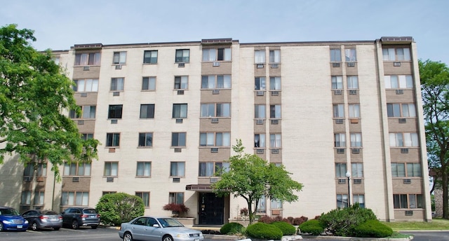 9720 S Pulaski Rd Unit 306, Oak Lawn, IL 60453 - view of apartment building / complex