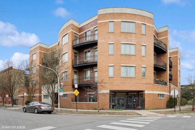 4150 N Kenmore Ave Unit 206, Chicago, IL 60613 - view of apartment building / complex