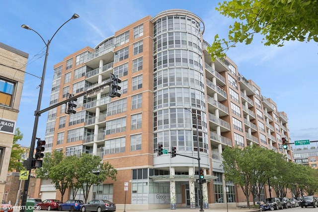 1200 W Monroe St Unit 808, Chicago, IL 60607 - view of apartment building / complex