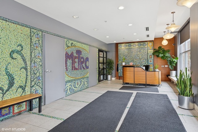 1200 W Monroe St Unit 808, Chicago, IL 60607 - reception area with recessed lighting