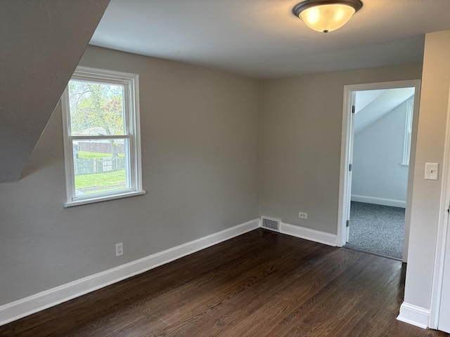 926 Park Ave, Winthrop Harbor, IL 60096 - spare room featuring dark wood-style flooring and baseboards