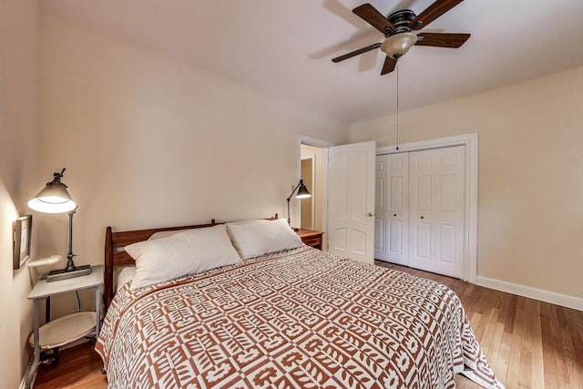 5143 S Greenwood Ave Unit 1, Chicago, IL 60615 - bedroom with wood finished floors, a closet, and ceiling fan
