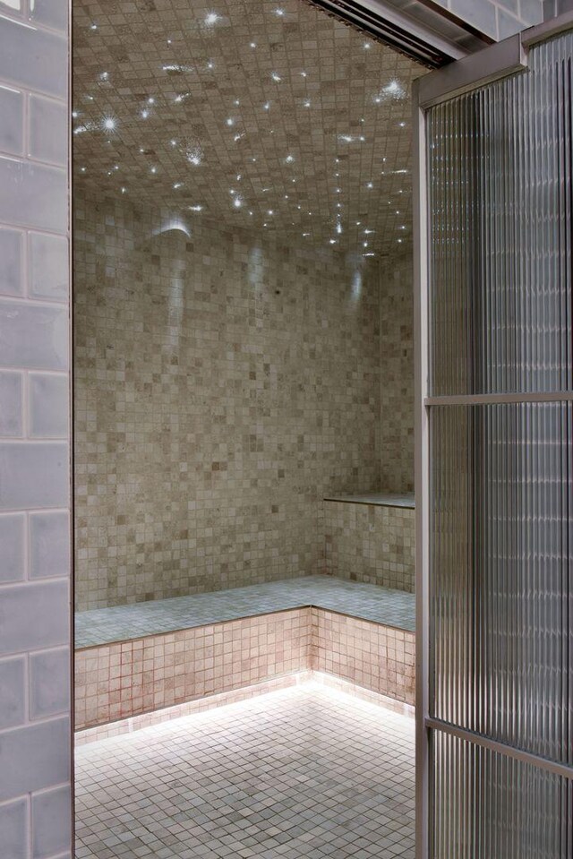 401 N Wabash Ave Unit 51C, Chicago, IL 60611 - bathroom featuring tile patterned floors