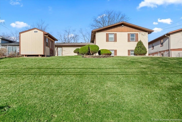 15435 Orogrande Dr, Oak Forest, IL 60452 - rear view of property featuring a lawn