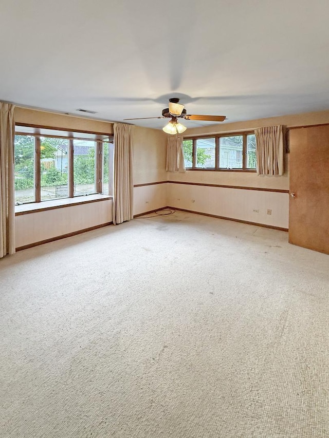 942 W Villa Dr, Des Plaines, IL 60016 - spare room with carpet and ceiling fan