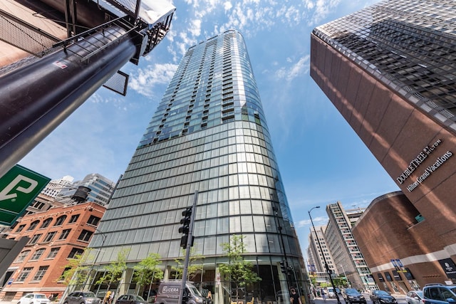 600 N Fairbanks Ct Unit 3306, Chicago, IL 60611 - view of building exterior featuring a view of city
