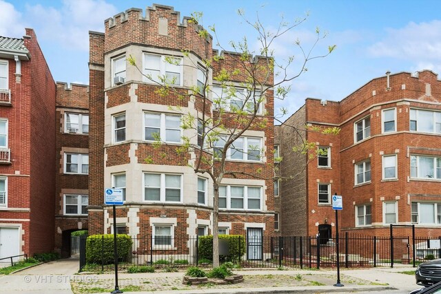 6838 S Clyde Ave, Chicago, IL 60649 - view of property