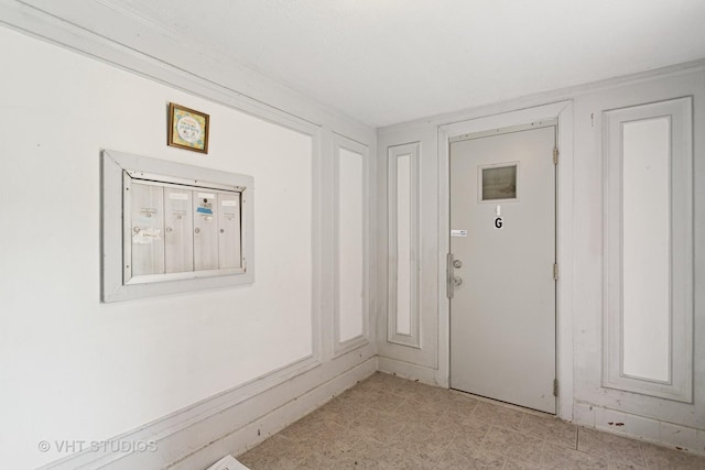 6838 S Clyde Ave, Chicago, IL 60649 - view of foyer entrance
