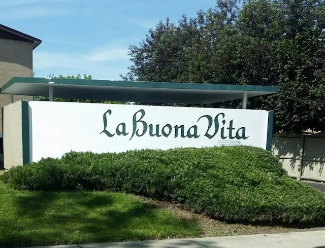 4739 W 105th Pl Unit 101, Oak Lawn, IL 60453 - view of community / neighborhood sign