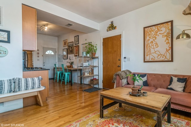 2405 N Hamlin Ave Unit 1N, Chicago, IL 60647 - photo 3