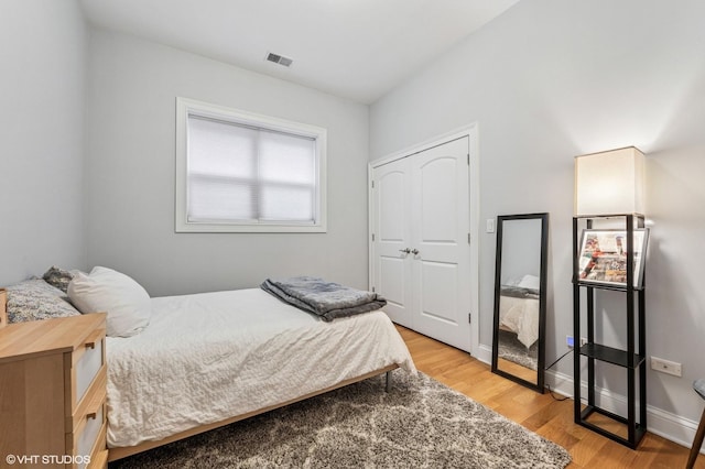 4141 N Kedzie Ave Unit 204, Chicago, IL 60618 - bedroom with light wood-type flooring and baseboards