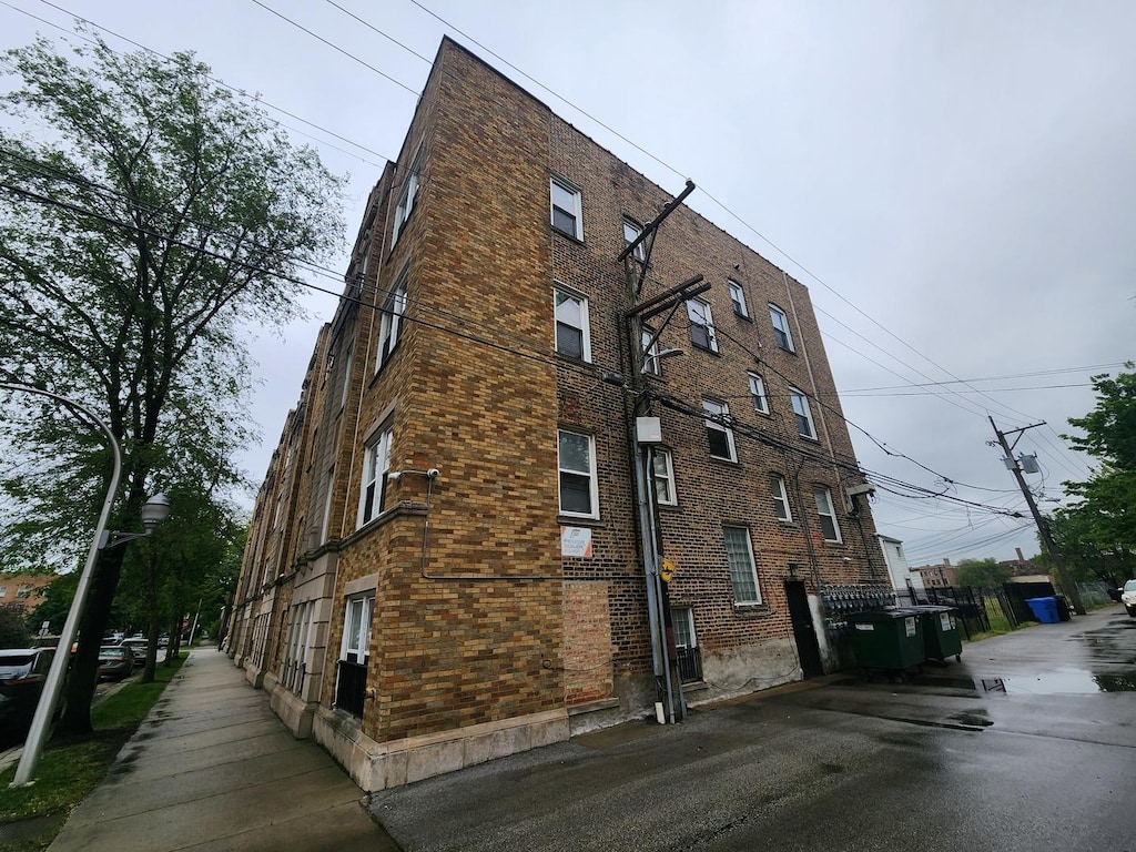 7000 S E End Ave Unit 303, Chicago, IL 60649 - view of building exterior