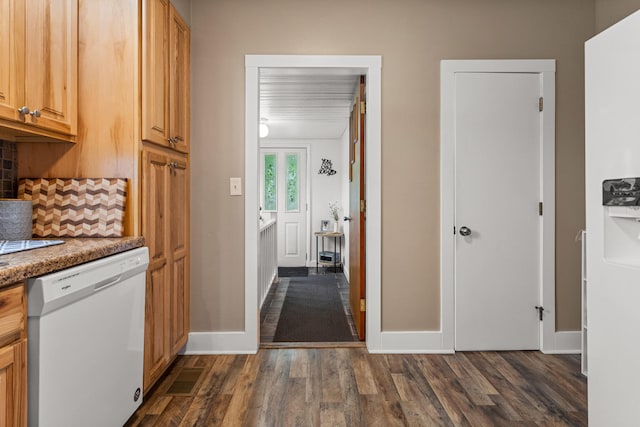 207 N E Ave, Ogden, IL 61859 - kitchen featuring dishwasher, dark wood finished floors, decorative backsplash, and baseboards