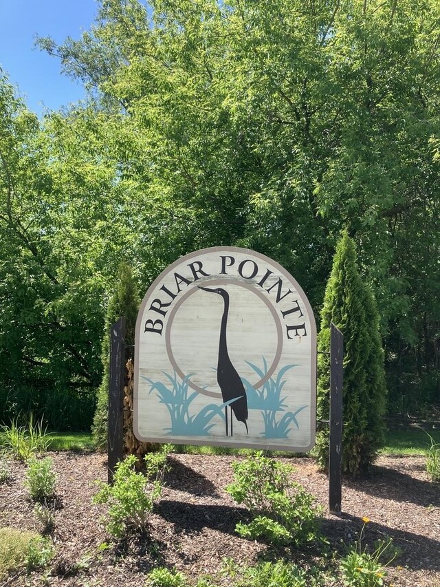 1926 Grove Ave, Schaumburg, IL 60193 - view of community / neighborhood sign