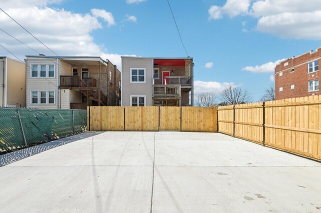 7801 S Honore St, Chicago, IL 60620 - view of patio / terrace