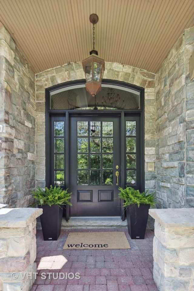41W180 Highwood Ct, Elburn, IL 60119 - entrance to property with stone siding