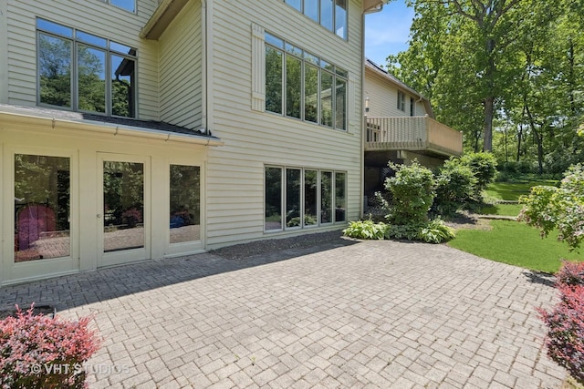 41W180 Highwood Ct, Elburn, IL 60119 - rear view of property featuring a patio area and a yard